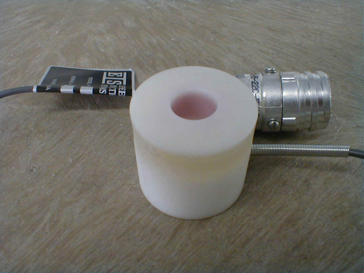 wpe1.jpg (75692 bytes)